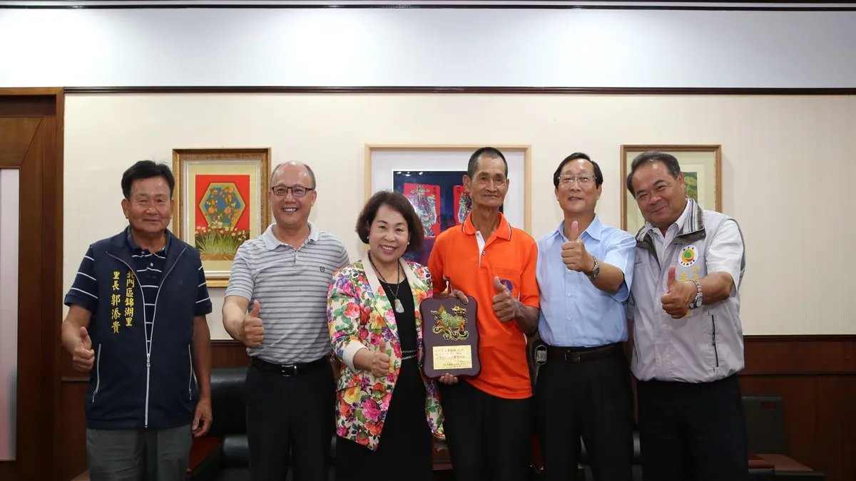 肯定自主防災社區績效 南市議長接見5獲獎里長