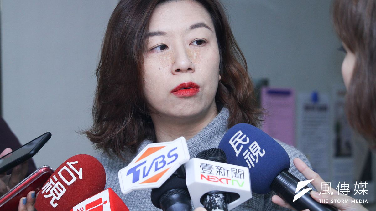 爆料好心肝偷打事件,林靜儀不僅接獲檢舉,還拿到接種卡事證。(資料照,蔡親傑攝) 爆料好心肝偷打事件,林靜儀不僅接獲檢舉,還拿到接種卡事證。(資料照,蔡親傑攝)