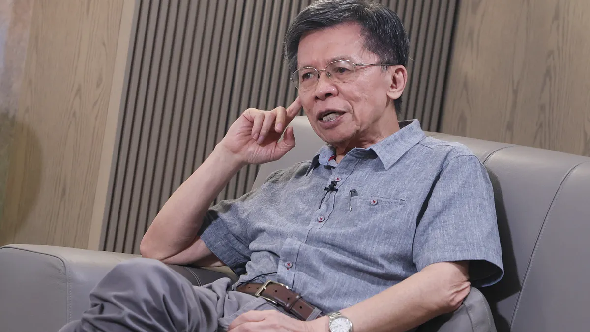 前立委沈富雄(見圖)針對邱毅指控一一發表回應。(資料照,柯承惠攝) 前立委沈富雄(見圖)針對邱毅指控一一發表回應。(資料照,柯承惠攝)