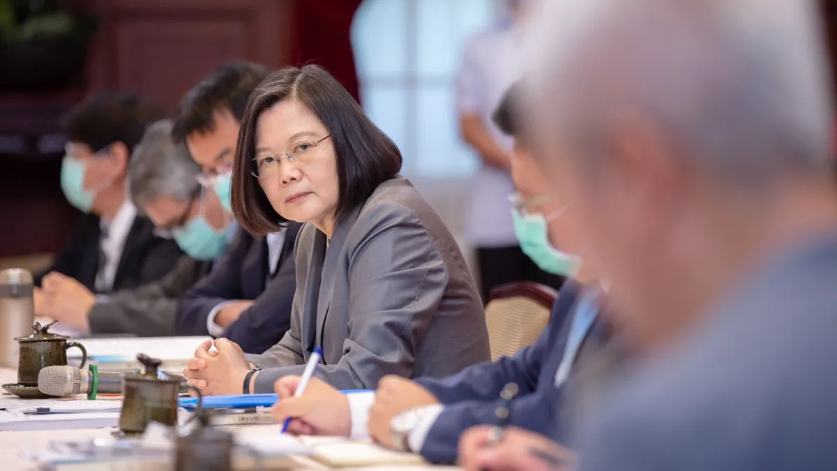 蔡英文是資深談判高手,30年前就是台灣加入WTO的主要談判者之一。(總統府提供)
