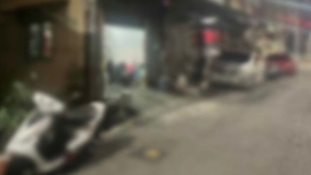 高雄鳳山樂園街民宅27日發生雙屍命案(圖/民眾提供) 高雄鳳山樂園街民宅27日發生雙屍命案(圖/民眾提供)