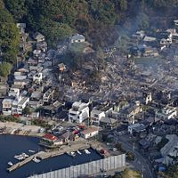 大分県佐賀関で発生した大規模火災の被害状況。(AP通信) 大分県佐賀関で発生した大規模火災の被害状況。(AP通信)