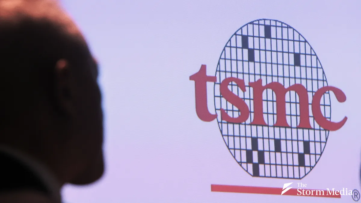 Taiwan is home to manufacturing giant TSMC, yet it has struggled to build effective applications on top of its own sovereign large language model. (File photo, Ko Cheng-hui)