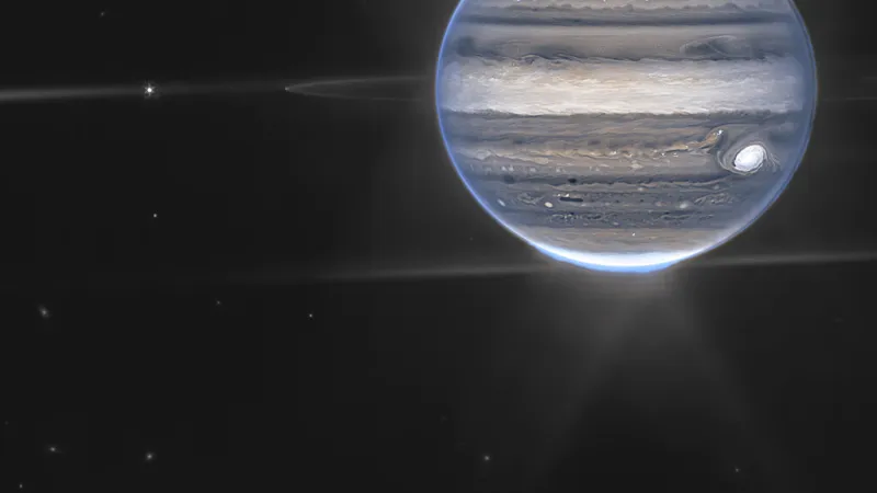前所未見的木星奇觀!韋伯太空望遠鏡拍下長年肆虐的風暴、絢麗極光與小衛星 | 蔡娪嫣 | 新聞 - 風傳媒