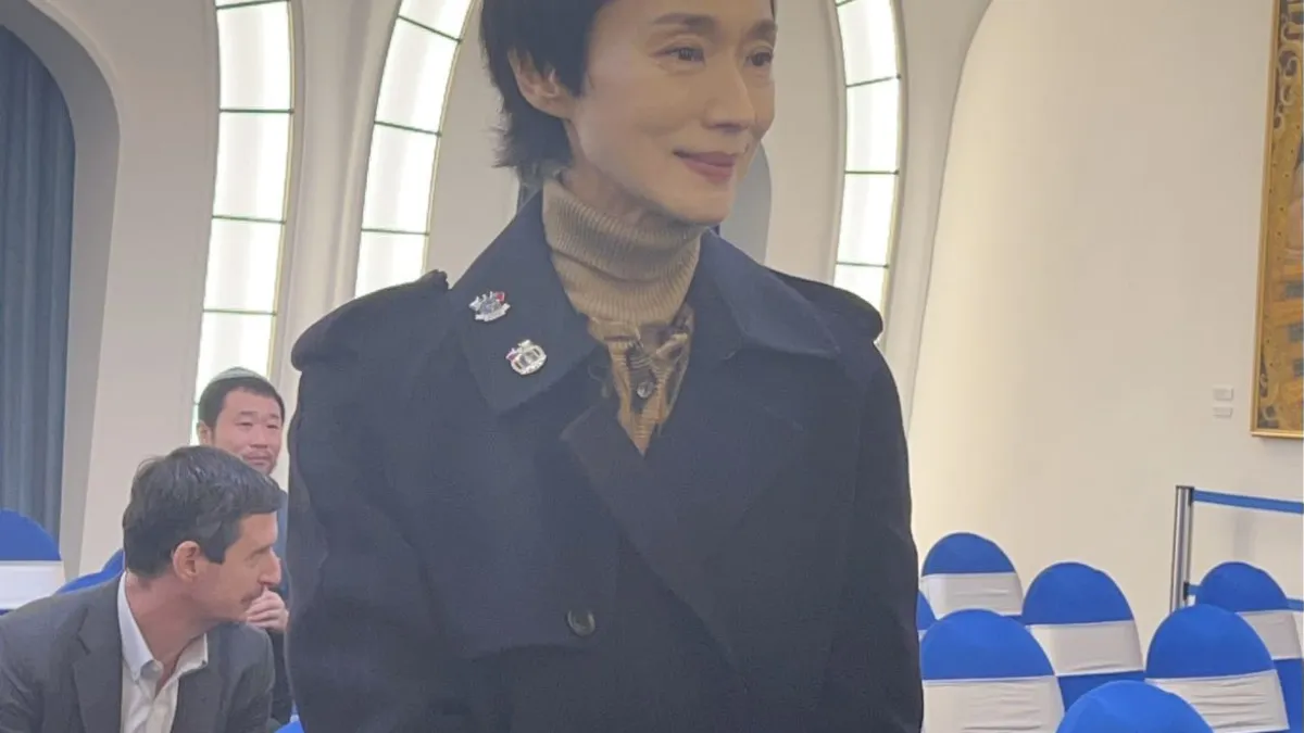 今(31日)焦點事件橫跨社會、財經與政治。歌手坣娜真實死因由丈夫首度證實,揭開她低調抗癌四年的故事;國內食安再亮紅燈,全聯、家樂福等通路蔬果被驗出農藥殘留超標。外交與經貿層面,南非為打壓台灣付出代價,對台水果出口暴跌九成七。金融面則傳出「金金漲」喜訊,金融股前三季獲利突破四千億,專家點名三檔潛力股。政治話題上,前立委鄭麗文接受外媒專訪,稱普丁「不是獨裁者」、警告台灣恐步上烏克蘭後塵,引發激烈爭議。(圖/翻攝Tang Yoga 坣娜的坣瑜伽粉專)
