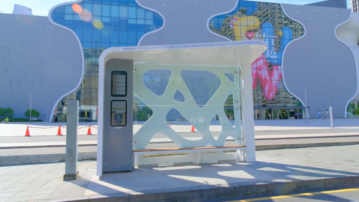 特色候車亭成城市新亮點 中市府號召企業認養共創優質候車環境