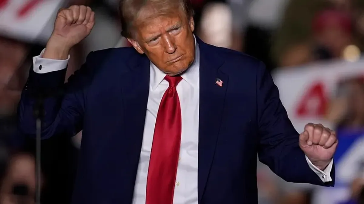 川普政策牽動市場情緒。(資料照,美聯社) 川普政策牽動市場情緒。(資料照,美聯社)