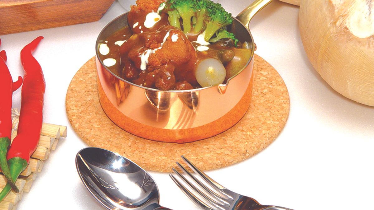 魔法咖哩餐廳18周年慶 優惠活動開跑。(圖/業者提供) 魔法咖哩餐廳18周年慶 優惠活動開跑。(圖/業者提供)