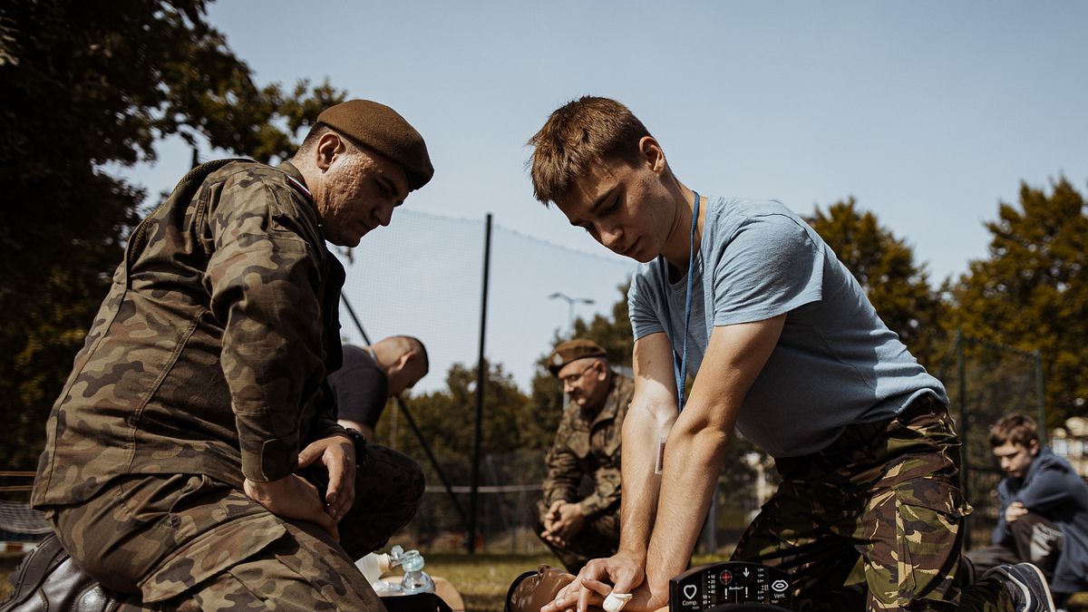 正處於二戰後最危險時刻?波蘭啟動「40萬公民志願軍訓」,參加者每月還可領8000津貼