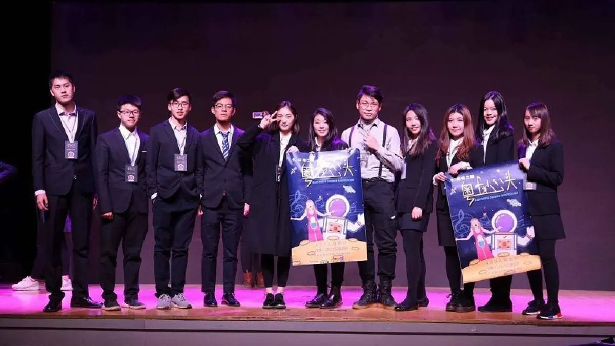 劉庭郡為港澳臺僑生協會的晚會短時間募得20萬台幣贊助。(王偉力提供)