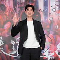 吳慷仁が中国の芸能プロダクションと契約を結び、人気女優の孫儷との共演が決定。 (出典:吳慷仁(Kang Ren Wu)公式Facebookページより 吳慷仁が中国の芸能プロダクションと契約を結び、人気女優の孫儷との共演が決定。 (出典:吳慷仁(Kang Ren Wu)公式Facebookページより