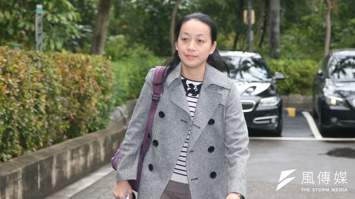 殺害小燈泡的王景玉判無期徒刑。圖為小燈泡的母親王婉諭。(陳明仁攝) 殺害小燈泡的王景玉判無期徒刑。圖為小燈泡的母親王婉諭。(陳明仁攝)