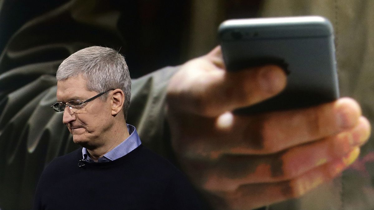 蘋果執行長庫克。(美聯社) 蘋果執行長庫克。(美聯社)