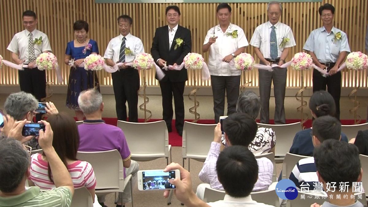 書法名家陳丁奇 創價學會展墨寶 書法名家陳丁奇 創價學會展墨寶