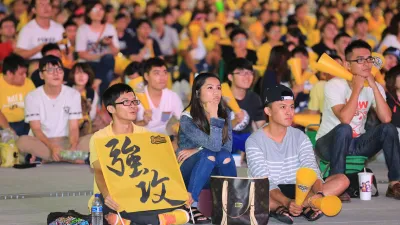 職棒總冠軍賽28日登場,中市府辦直播為兄弟隊加油。(圖/台中市政府提供)