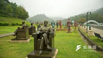 處理蔣介石銅像被視為轉型正義的象徵。(Fred Hsu攝/維基百科)