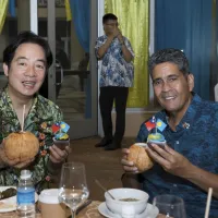 台湾の頼清徳・総統は2024年にパラオを訪問し、ウィップス大統領と会食した。(AP通信) 台湾の頼清徳・総統は2024年にパラオを訪問し、ウィップス大統領と会食した。(AP通信)