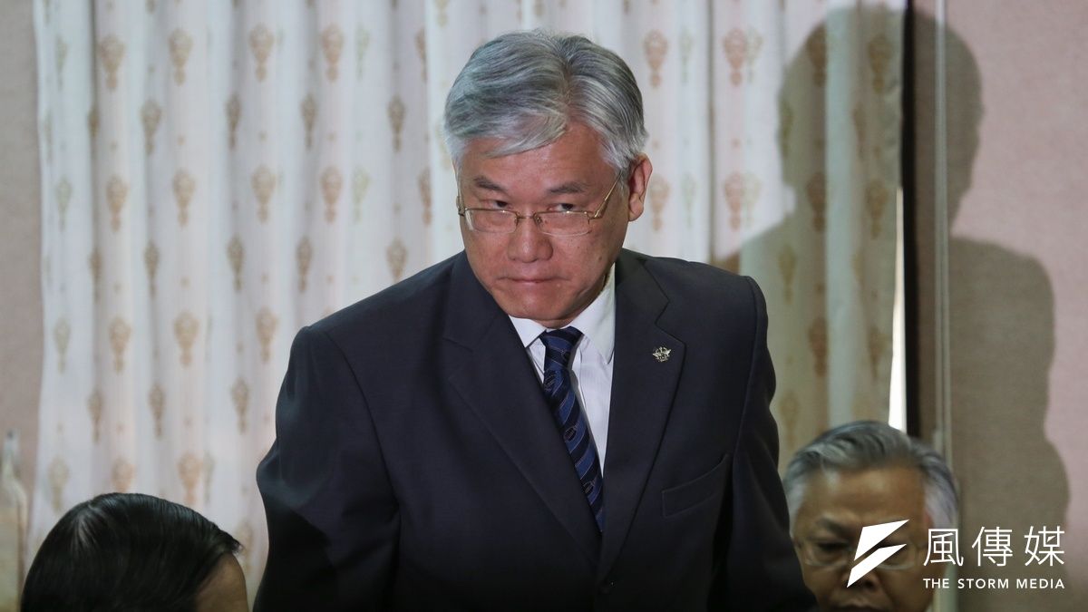 陸委會主委夏立言曾語帶玄機暗示,兩岸關係要走「和平大道」,對新航路爭議,各界可「拭目以待」,顯示對化解此一爭議已有一定把握。(資料照片,余志偉攝) 陸委會主委夏立言曾語帶玄機暗示,兩岸關係要走「和平大道」,對新航路爭議,各界可「拭目以待」,顯示對化解此一爭議已有一定把握。(資料照片,余志偉攝)