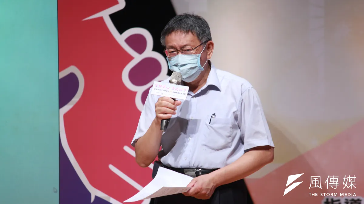台北市長柯文哲(見圖)表示,入境全面普篩是專業、複雜的公衛題目,不是用喊的。(方炳超攝)