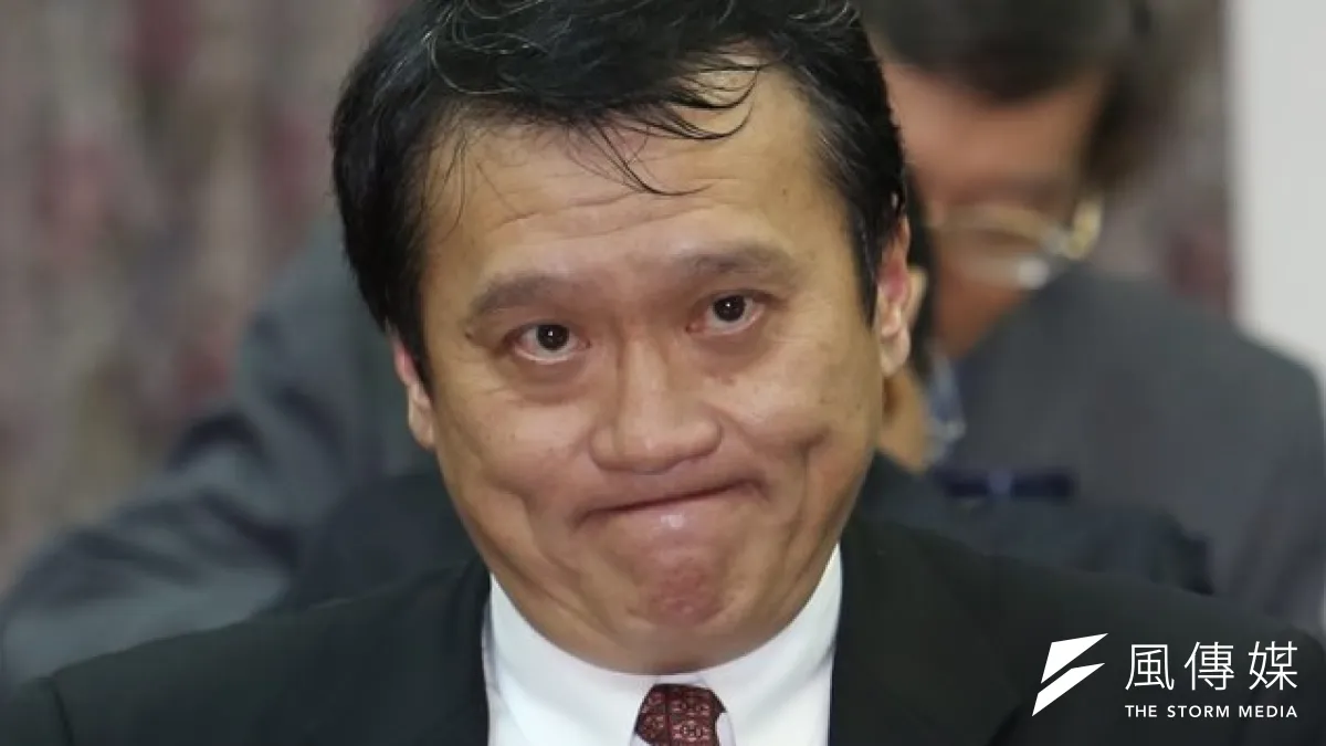 名嘴周玉蔻在個人廣播節目指政壇盛傳國科會主委朱敬一保位「以退為進」,國科會發言人孫以瀚回應,朱敬一不是愛做官的人,不會透過放話來保官位。(吳逸驊攝)