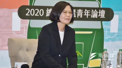 國民黨總統候選人韓國瑜競選辦公室發言人王淺秋6日痛批總統蔡英文(見圖),將國家預算拿來做臉書推播,還攻擊韓國瑜。對此,蔡英文陣營也在稍後進行回應。(資料照,盧逸峰攝)