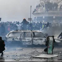 フランスでは先週末、コロナ禍以降で最大規模の暴動が発生。反政府デモは暴力や略奪、警察との衝突へと発展し、複数の都市で混乱が広がった。(資料写真/AP通信) フランスでは先週末、コロナ禍以降で最大規模の暴動が発生。反政府デモは暴力や略奪、警察との衝突へと発展し、複数の都市で混乱が広がった。(資料写真/AP通信)
