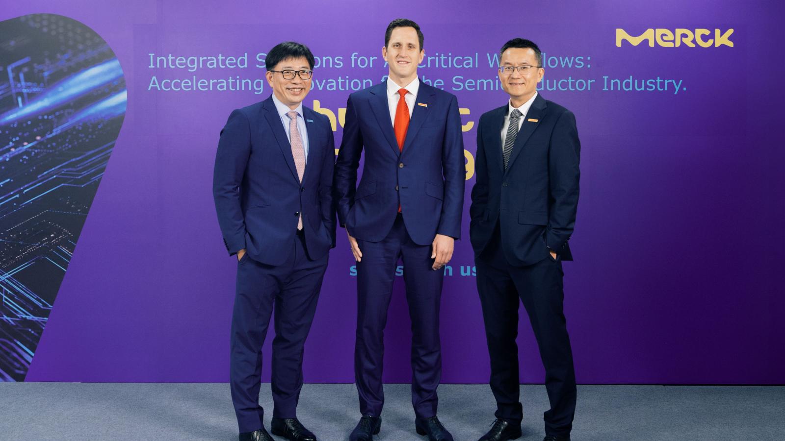SEMICON Taiwan 2026》默克半導體人才東移亞洲!薄膜事業掌門人下月駐台,賀天銘:台灣研發只會加碼