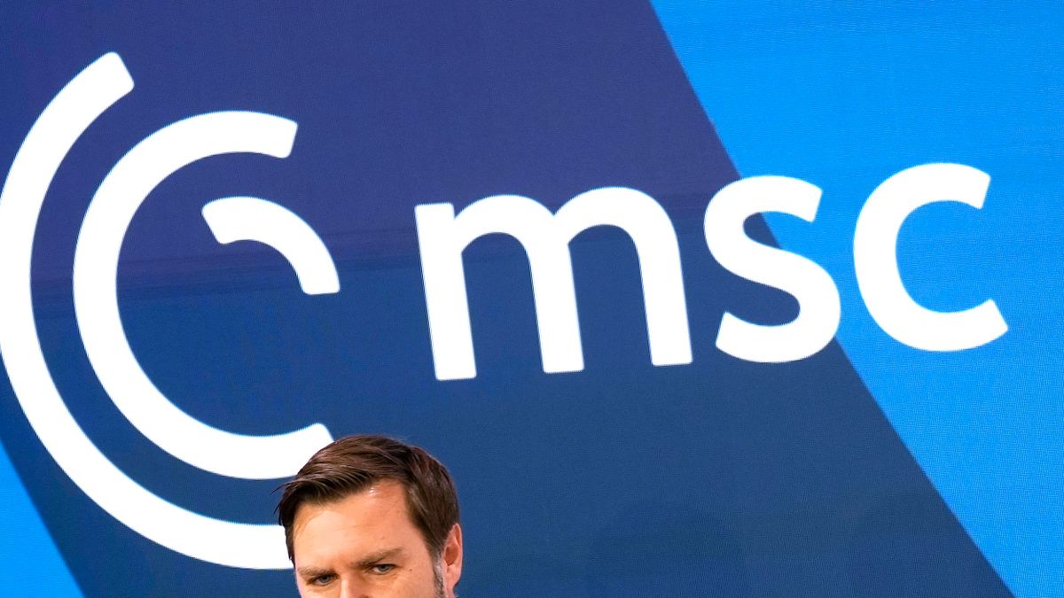 2025年2月,美國副總統范斯在慕尼黑安全會議發表演說。(美聯社) 2025年2月,美國副總統范斯在慕尼黑安全會議發表演說。(美聯社)