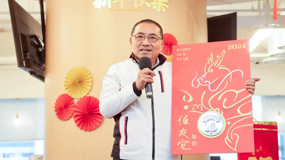 請假百日左右的新北市市長侯友宜,只說回歸市長後會加倍奉還給市民,基本上就是用政績來說服市民。(資料照,新北市秘書處提供)