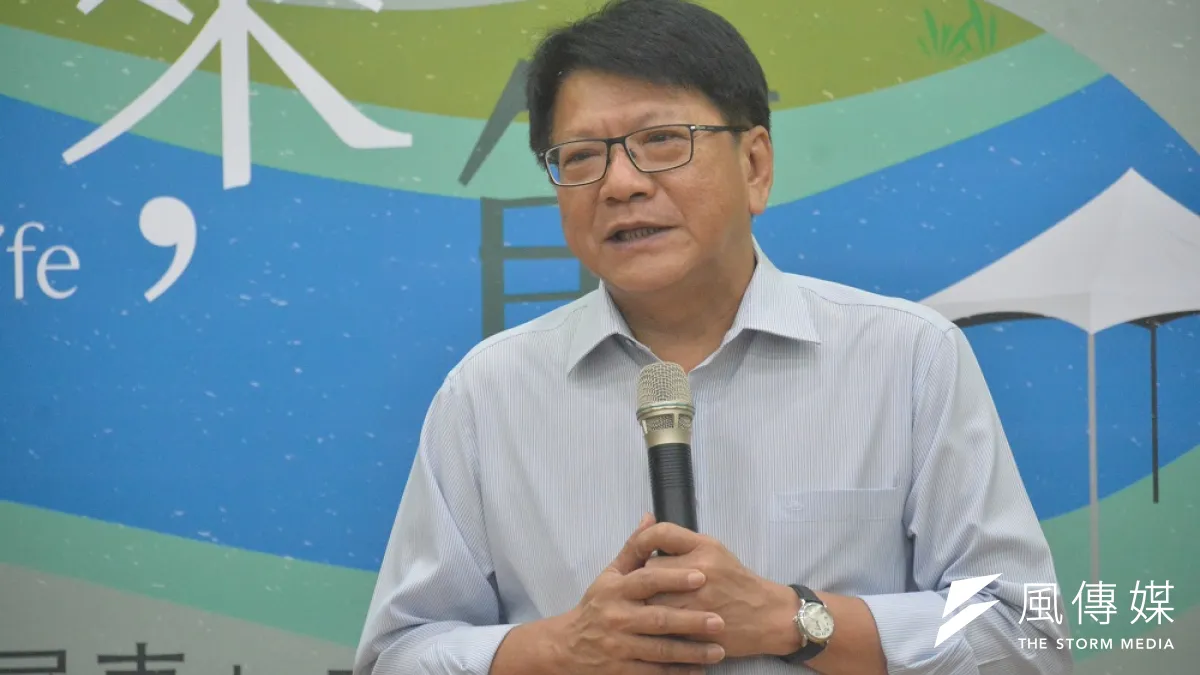 屏東縣環保局為取締境內亂丟口罩事件,設置移動式電眼,查出非法棄置行為人。圖為屏東縣長潘孟安。(資料照,屏東縣政府提供)
