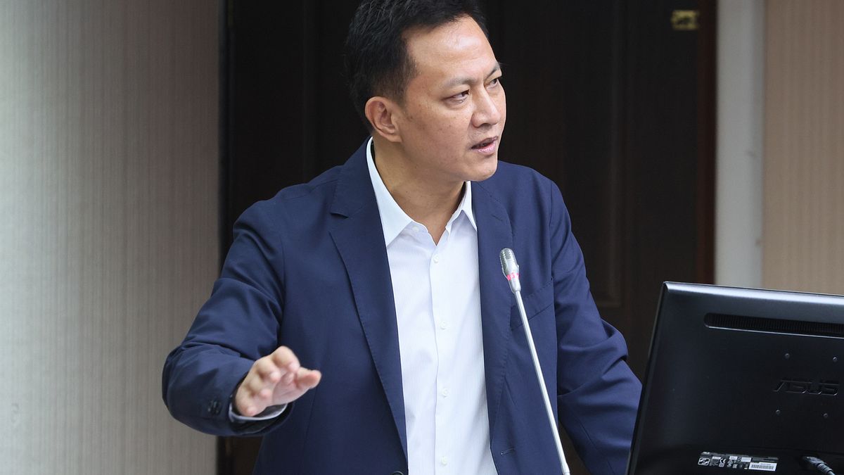 民進黨下令全台大罷免,苗栗綠營也動起來,圖為苗栗選出的國民黨立委邱鎮軍。(資料照,顏麟宇攝) 民進黨下令全台大罷免,苗栗綠營也動起來,圖為苗栗選出的國民黨立委邱鎮軍。(資料照,顏麟宇攝)