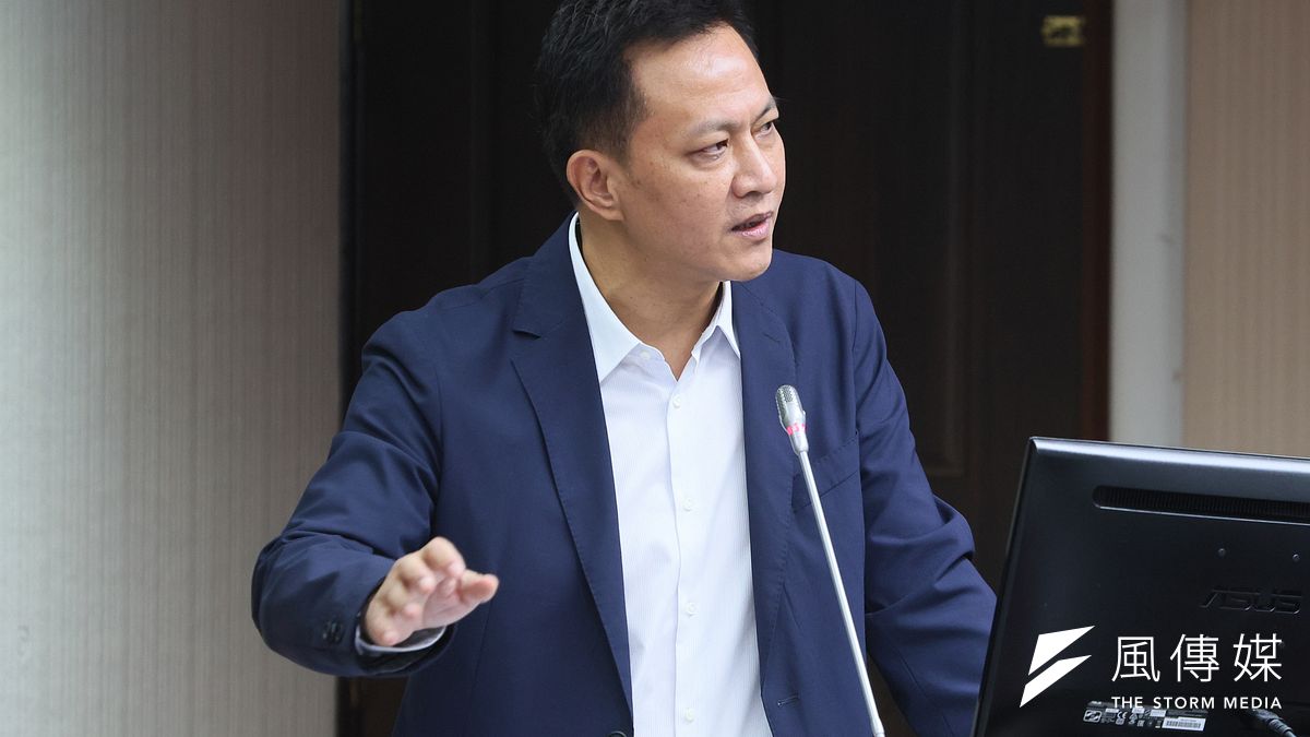 民進黨下令全台大罷免,苗栗綠營也動起來,圖為苗栗選出的國民黨立委邱鎮軍。(資料照,顏麟宇攝) 民進黨下令全台大罷免,苗栗綠營也動起來,圖為苗栗選出的國民黨立委邱鎮軍。(資料照,顏麟宇攝)