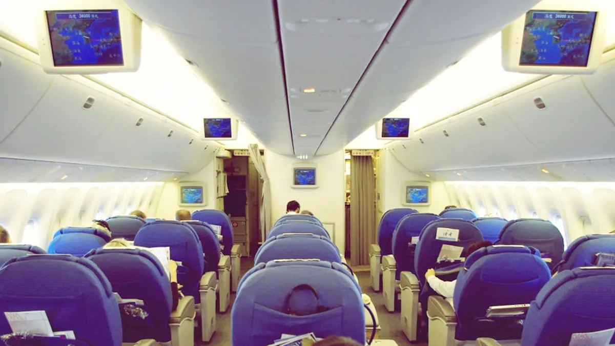 到歐洲、美國旅遊,飛行時間動輒10多小時,能讓身心好好休息的商務艙,當然是多數人的首選(圖/Matt@PEK@flickr) 到歐洲、美國旅遊,飛行時間動輒10多小時,能讓身心好好休息的商務艙,當然是多數人的首選(圖/Matt@PEK@flickr)