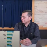 民調專家戴立安(右起)分析道,白營選民的追求是「推倒藍綠高牆」,就算黃國昌禮讓,也不一定會替李四川加分。(資料照,取自YouTube頻道「觀點」) 民調專家戴立安(右起)分析道,白營選民的追求是「推倒藍綠高牆」,就算黃國昌禮讓,也不一定會替李四川加分。(資料照,取自YouTube頻道「觀點」)