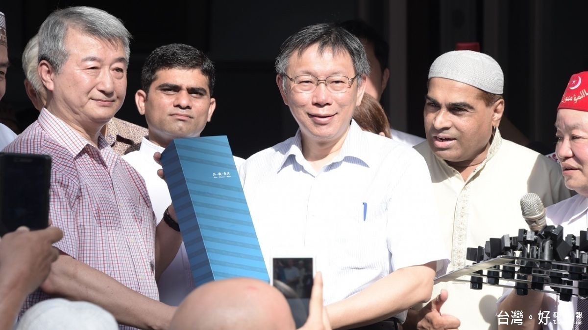 強颱尼伯特來襲 柯文哲:一定不會喝黃水,只怕停水 強颱尼伯特來襲 柯文哲:一定不會喝黃水,只怕停水