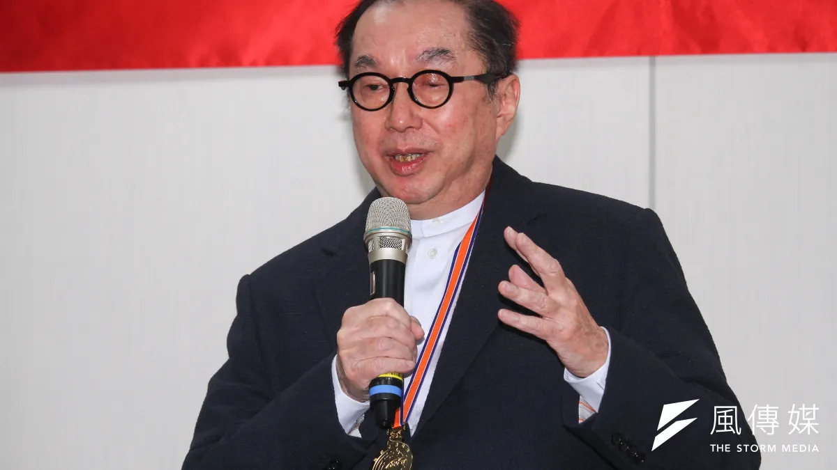 廣達旗下廣明光電被控違反美國反托拉斯法,法官4日判決,賠償金額提高至4.39億美元(約新台幣130億元)。圖為廣達電腦董事長林百里獲頒科技部科技專業獎章並專題演講。(資料照,蔡親傑攝)
