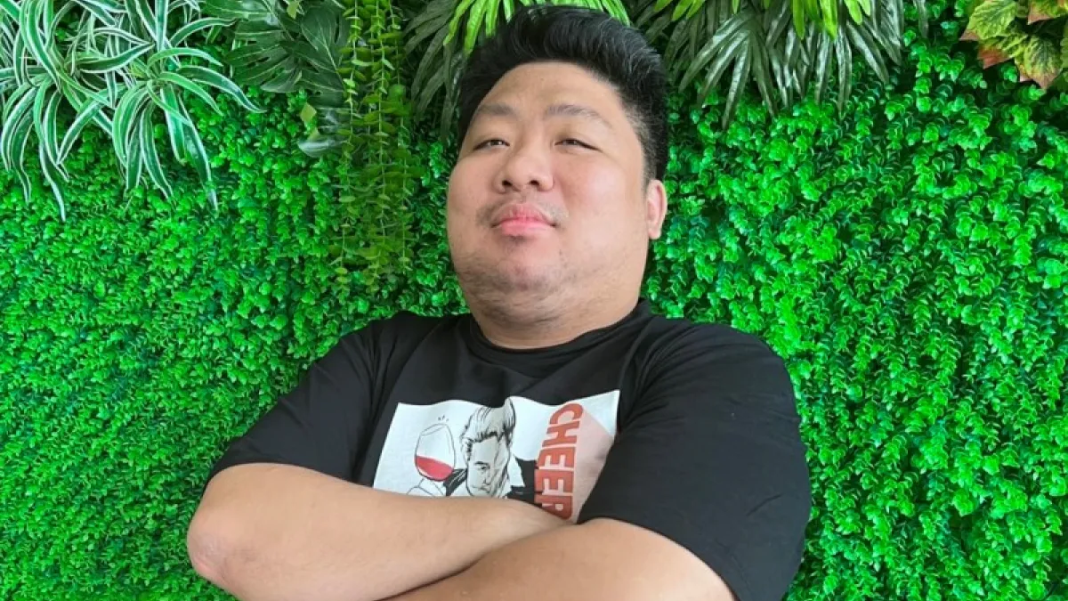 統神今日上傳直播影片指出,Joeman供稱毒品是在網路上購買的,此供詞沒有可信度。(圖/翻攝自FB/亞洲統神-張嘉航)