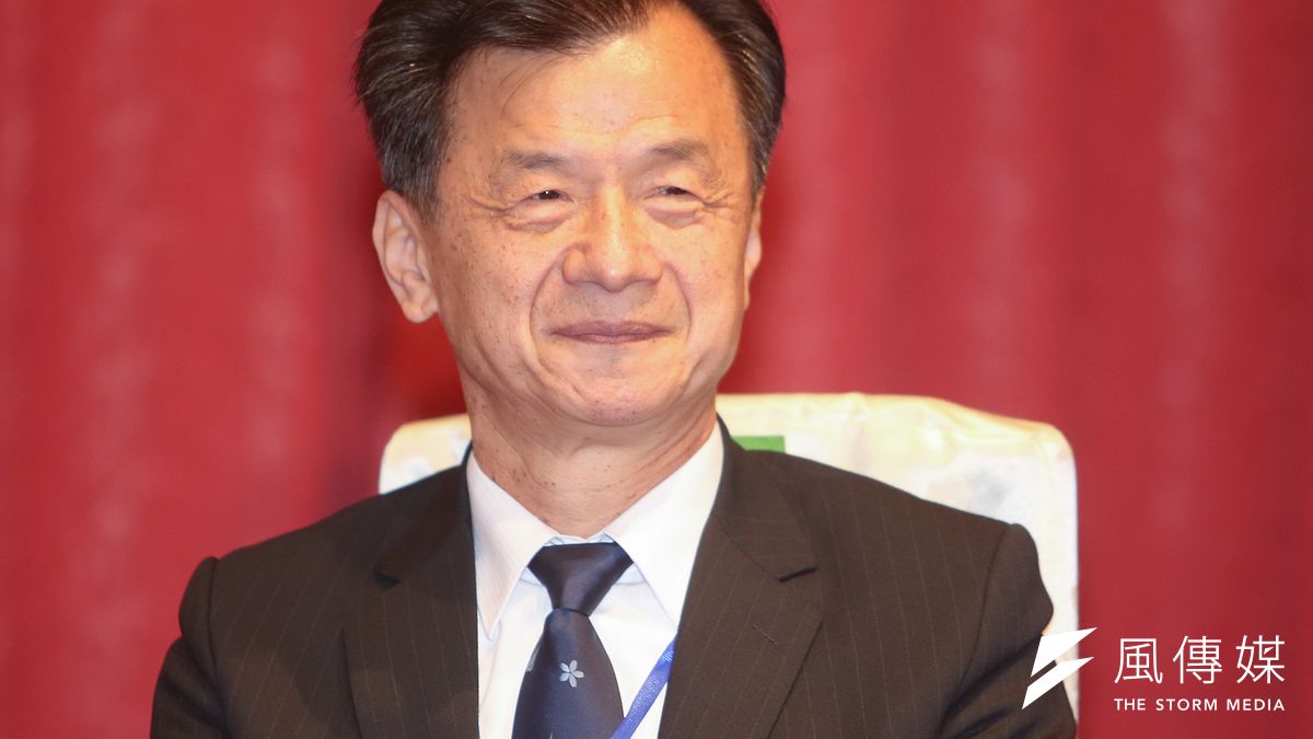 法治時報社長黃越宏日前爆料,指法務部長邱太三涉嫌替妻子宋富美關說,以便讓她回任法官,對此邱太三憤而開記者會,要求黃越宏等人5天內公開道歉,否則依法向法院提自訴誹謗訴訟。(資料照,陳明仁攝) 法治時報社長黃越宏日前爆料,指法務部長邱太三涉嫌替妻子宋富美關說,以便讓她回任法官,對此邱太三憤而開記者會,要求黃越宏等人5天內公開道歉,否則依法向法院提自訴誹謗訴訟。(資料照,陳明仁攝)