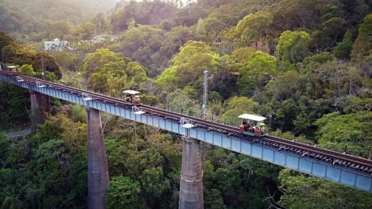 還在猶豫假日要去哪裡玩嗎?全台最美的10大火車站景點一次玩夠!(圖/xgbboyvocal@Instagram,Tripbaa趣吧提供) 還在猶豫假日要去哪裡玩嗎?全台最美的10大火車站景點一次玩夠!(圖/xgbboyvocal@Instagram,Tripbaa趣吧提供)