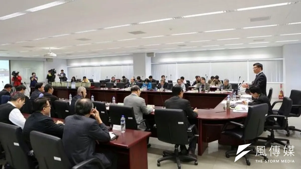 台中市長林佳龍表示,將在3月提出BRT體檢報告。(取自林佳龍臉書)