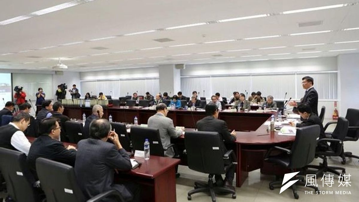 台中市長林佳龍表示,將在3月提出BRT體檢報告。(取自林佳龍臉書) 台中市長林佳龍表示,將在3月提出BRT體檢報告。(取自林佳龍臉書)