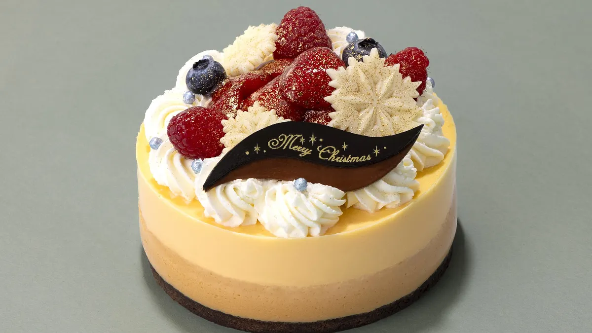 JR東日本の「グランスタ」と「エキュート」で、多彩なクリスマスケーキが揃うフェアが12月25日まで開催されている。(写真/JR東日本クロスステーション デベロップメントカンパニーPR事務局提供) JR東日本の「グランスタ」と「エキュート」で、多彩なクリスマスケーキが揃うフェアが12月25日まで開催されている。(写真/JR東日本クロスステーション デベロップメントカンパニーPR事務局提供)