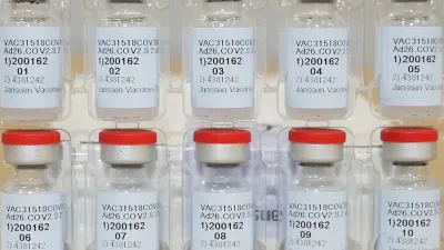 新冠疫苗。美國嬌生(Johnson & Johnson)公司研發的「Janssen Ad26.COV2.S」新冠肺炎疫苗(AP)