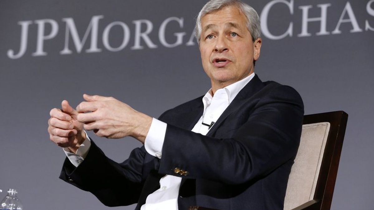 摩根大通執行長傑米.戴蒙明確表示,在適當監管的前提下,AI在未來一年內不會導致就業機會「大幅減少」。(資料照,美聯社) 摩根大通執行長傑米.戴蒙明確表示,在適當監管的前提下,AI在未來一年內不會導致就業機會「大幅減少」。(資料照,美聯社)