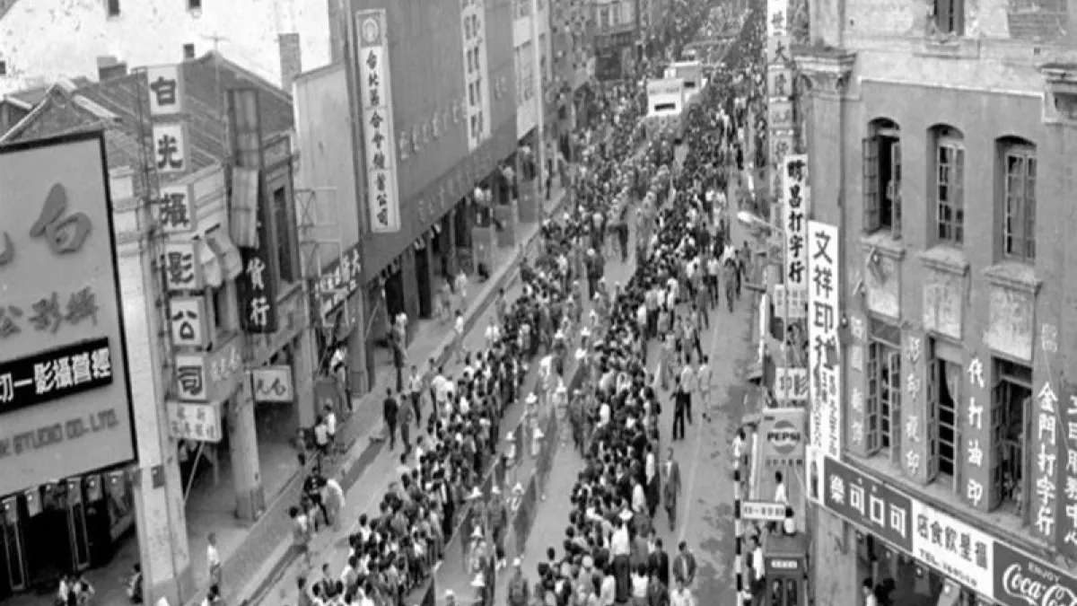 1884年底台北城在劉銘傳到任後完竣,由於路口正對著北門(承恩門),因此被稱為「北門街」,這是博愛路最早的街名。 (作者提供)