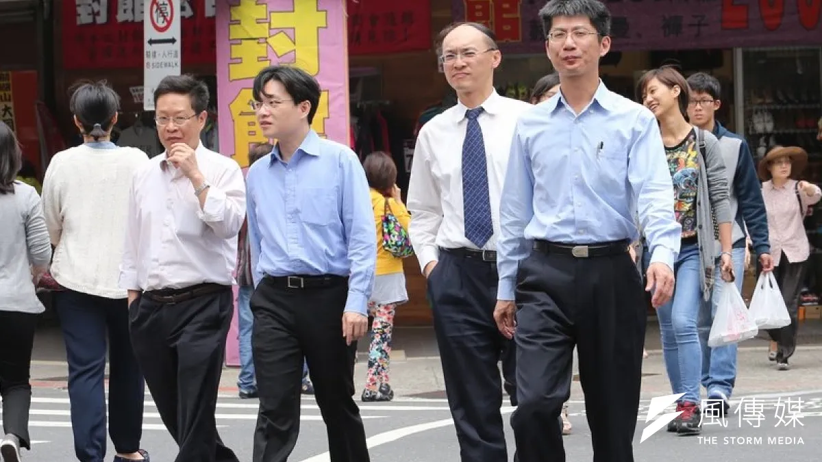 勞動部長陳雄文表示,預計年底推動全面周休二日立法,預計將影響300萬名勞工。(資料照,吳逸驊攝)