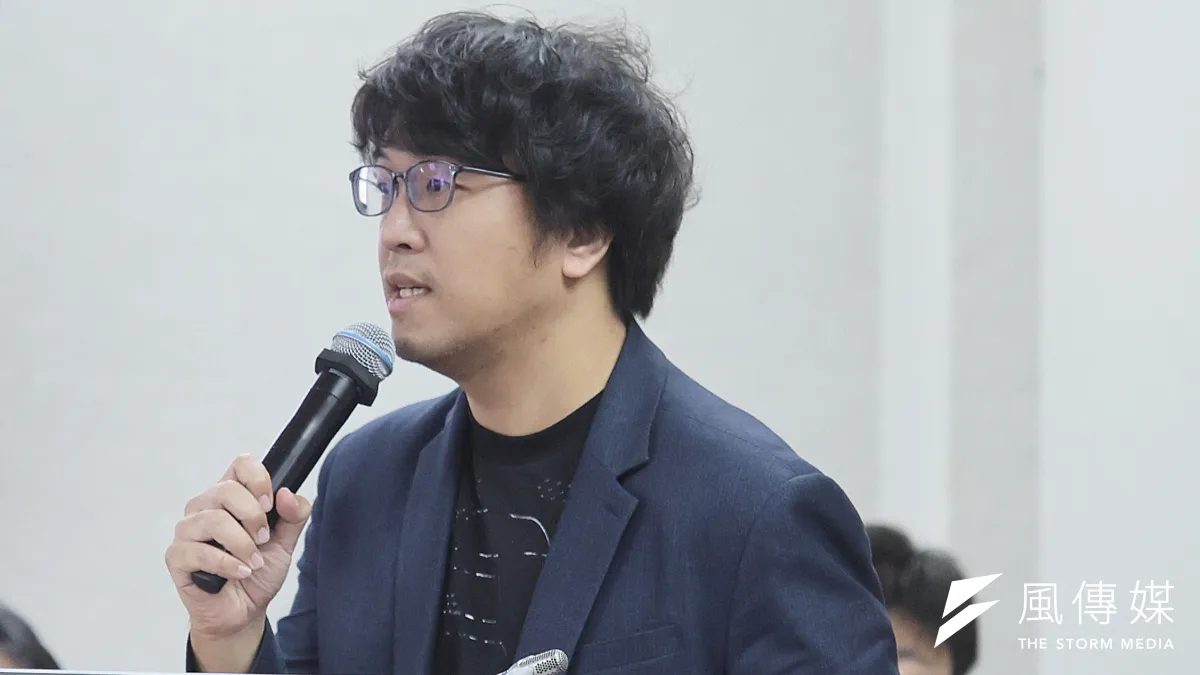 民進黨立委沈伯洋(見圖)26日在直播中自曝,被國民黨立委傅崐萁救了一命。(資料照,柯承惠攝)