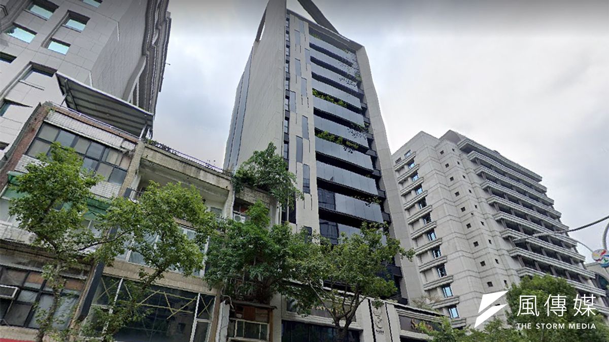 根據最新實價揭露資訊顯示,中山區「中山世紀」在今年1月出現1億2500萬元交易,而前一手屋主在2018年10月以1億5200萬元買進,持有1年多慘賠2700萬元。(圖/富比士地產王提供) 根據最新實價揭露資訊顯示,中山區「中山世紀」在今年1月出現1億2500萬元交易,而前一手屋主在2018年10月以1億5200萬元買進,持有1年多慘賠2700萬元。(圖/富比士地產王提供)