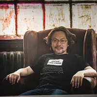 リム・カーワイ監督の幻のデビュー作『アフター・オール・ディーズ・イヤーズ』デジタル・リマスター版が、11月29日よりシアター・イメージフォーラムを皮切りに全国順次公開される。(写真/Lim Kah Wai©️JUMPEITAINAKA) リム・カーワイ監督の幻のデビュー作『アフター・オール・ディーズ・イヤーズ』デジタル・リマスター版が、11月29日よりシアター・イメージフォーラムを皮切りに全国順次公開される。(写真/Lim Kah Wai©️JUMPEITAINAKA)