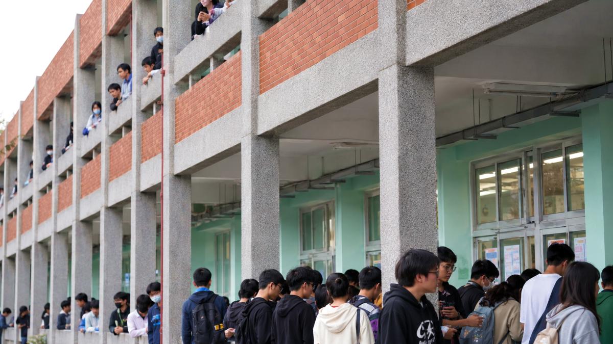 觀點投書:善用軍公教退員專業,建構專職化校園安全防護網